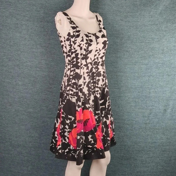 Nine West Poppy Dress, Fit And Flare, Very Cute! - Picture 10 of 13